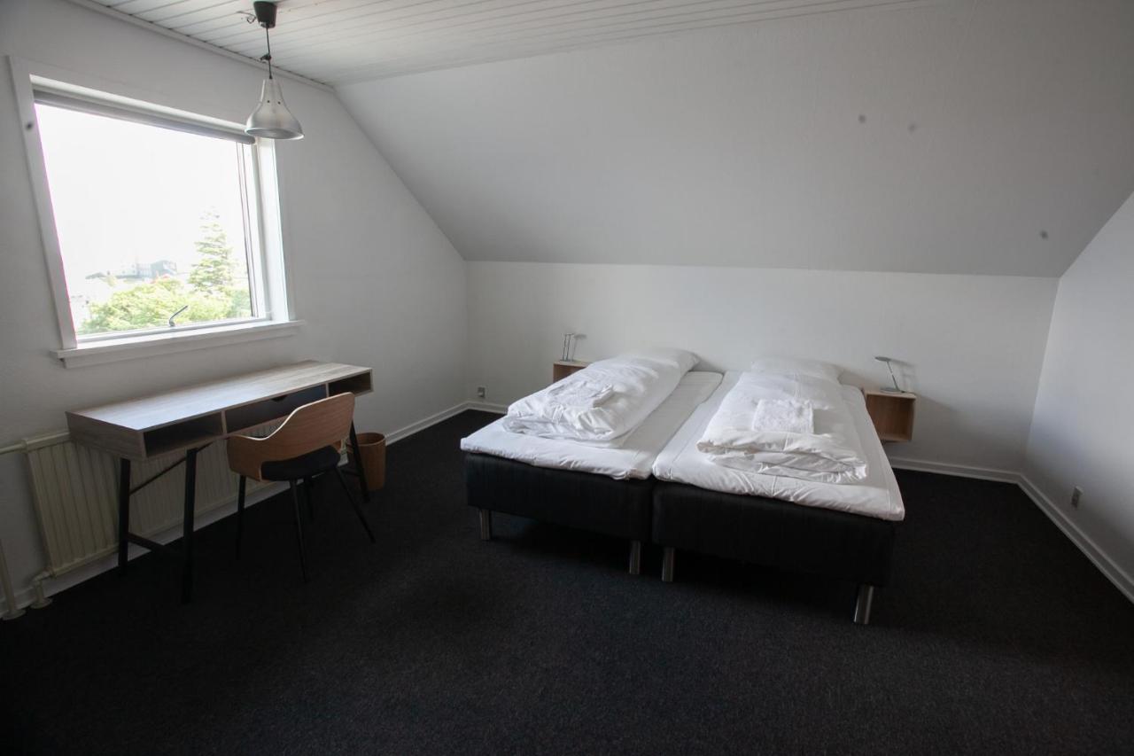 The Bird / Guesthouse / 10 Min Walk Downtown Tórshavn Екстериор снимка