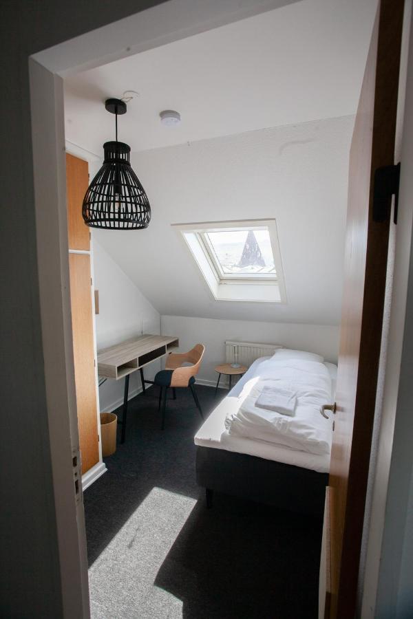 The Bird / Guesthouse / 10 Min Walk Downtown Tórshavn Екстериор снимка